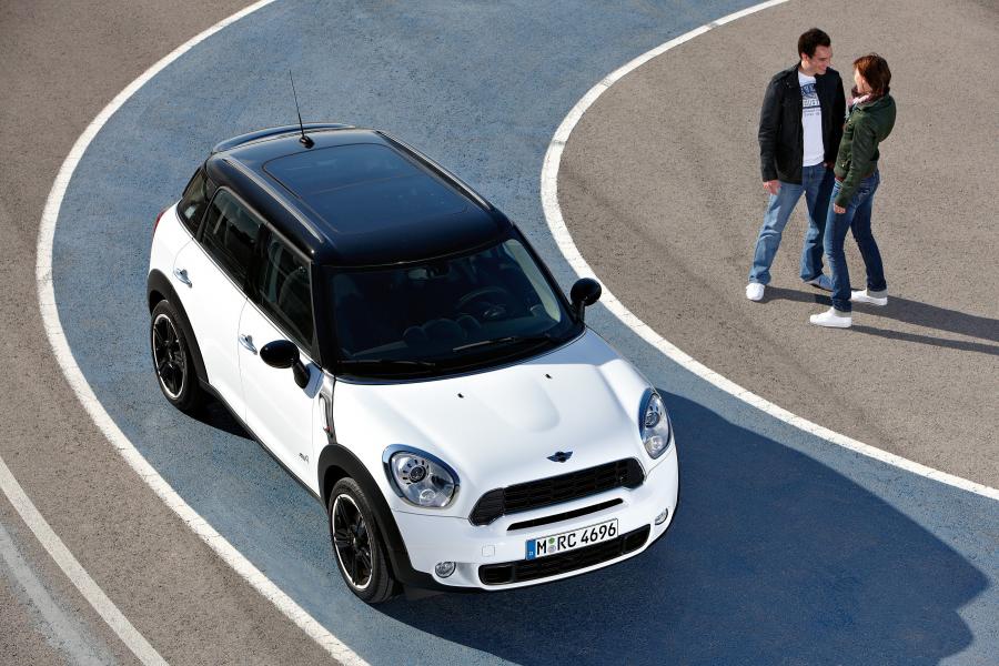  Mini Cooper Countryman S All4 2010 года  (фото 42 из 67)